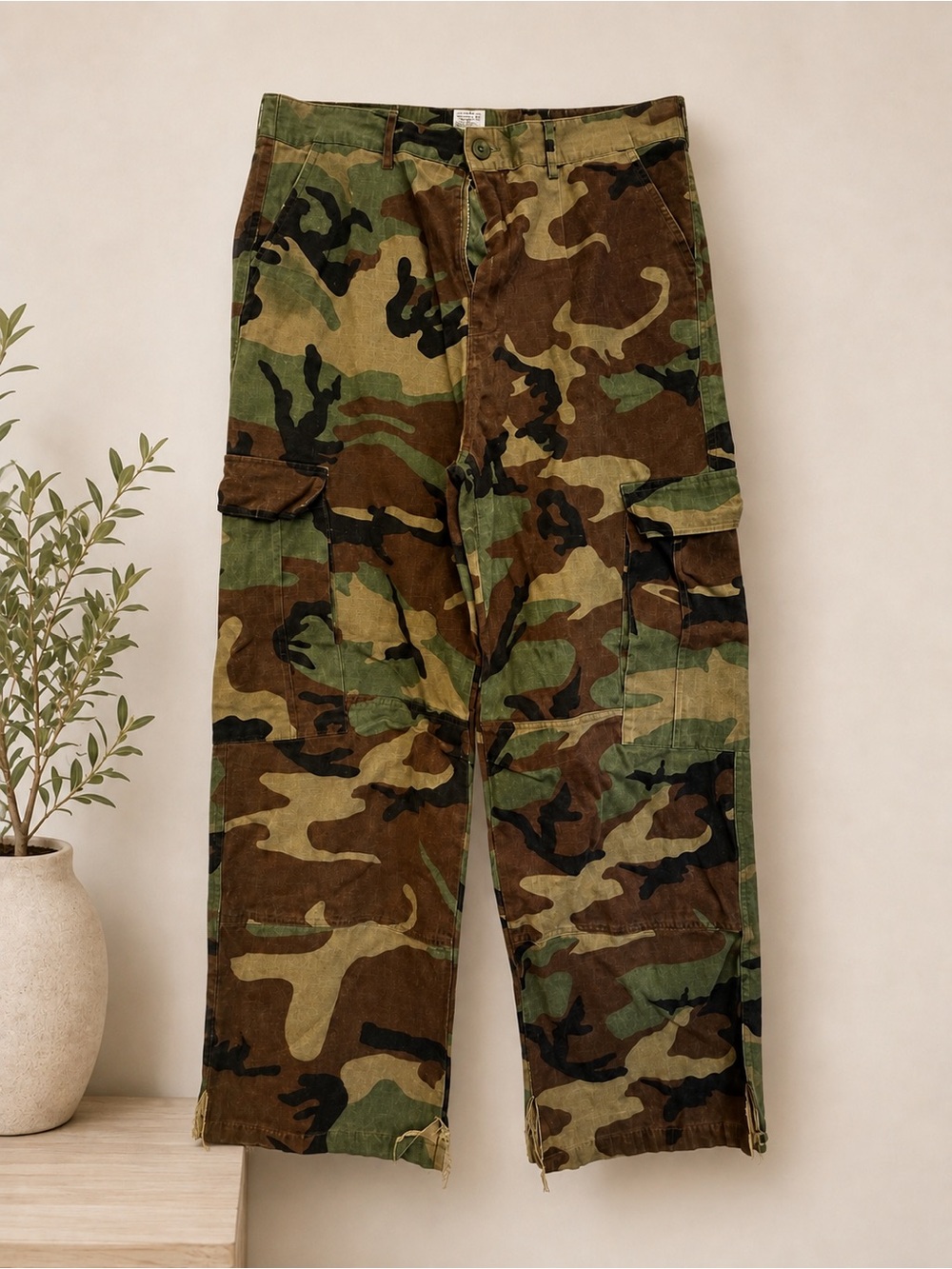 Women’s Camo Cargo Pants - Olive Green
